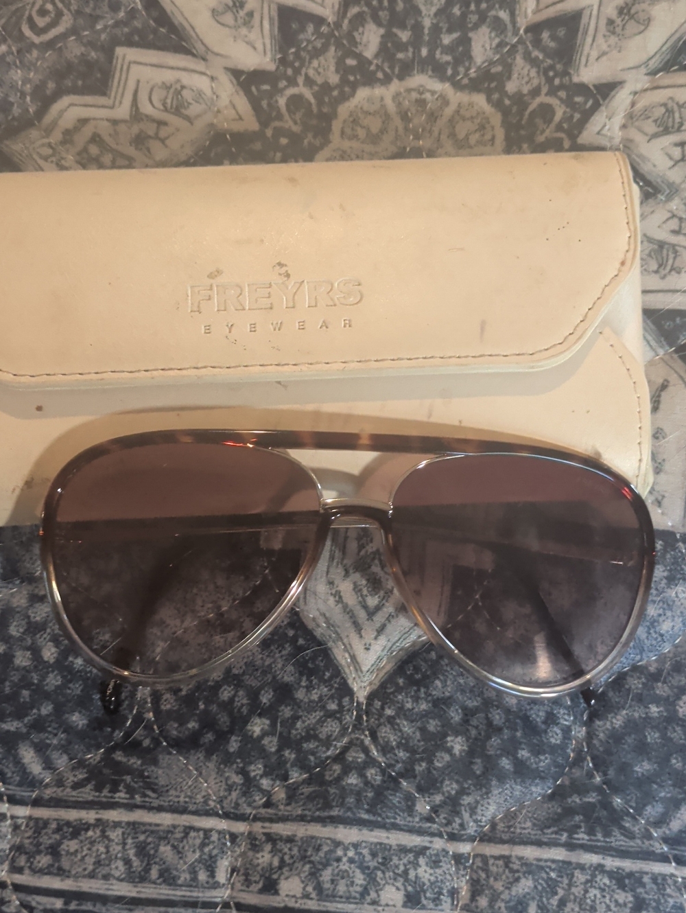 Freyrs Aviator Sunglasses in Brown